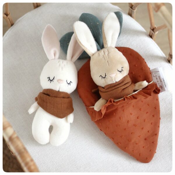 Mini lapin de Pâques beige ou écru * Édition limitée *